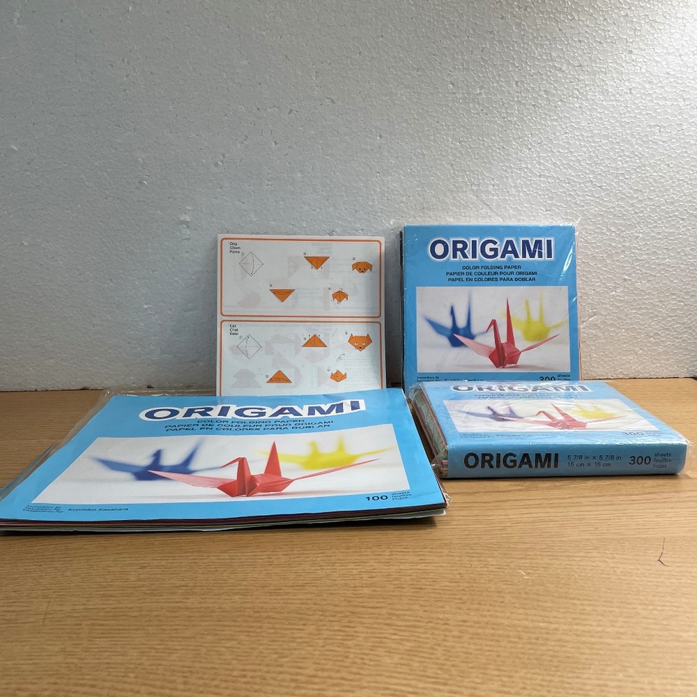 Origami Folding Paper Lot 600 + Sheets Art Crafts 9 3/4x 9 3/4” & 5 7/8”x 5 7/8”
